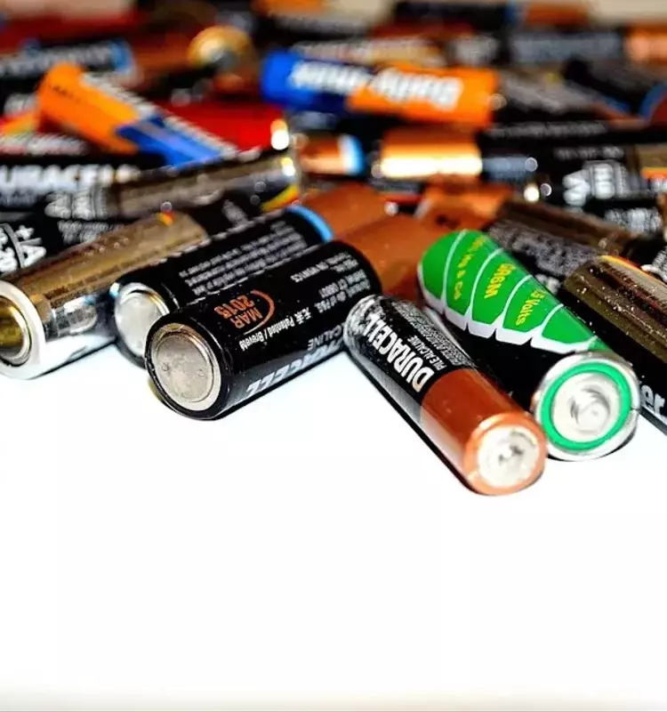 Analyst Focus Intensifies on Energizer After Recent Earnings Disclosure