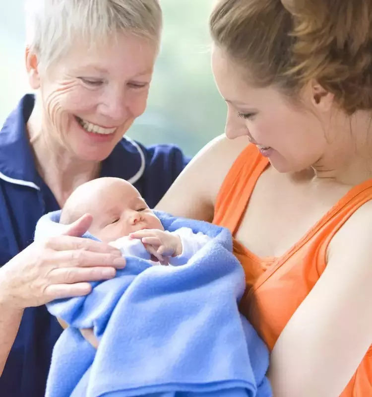 Establishing Boundaries: Grandparent Visits with Newborns