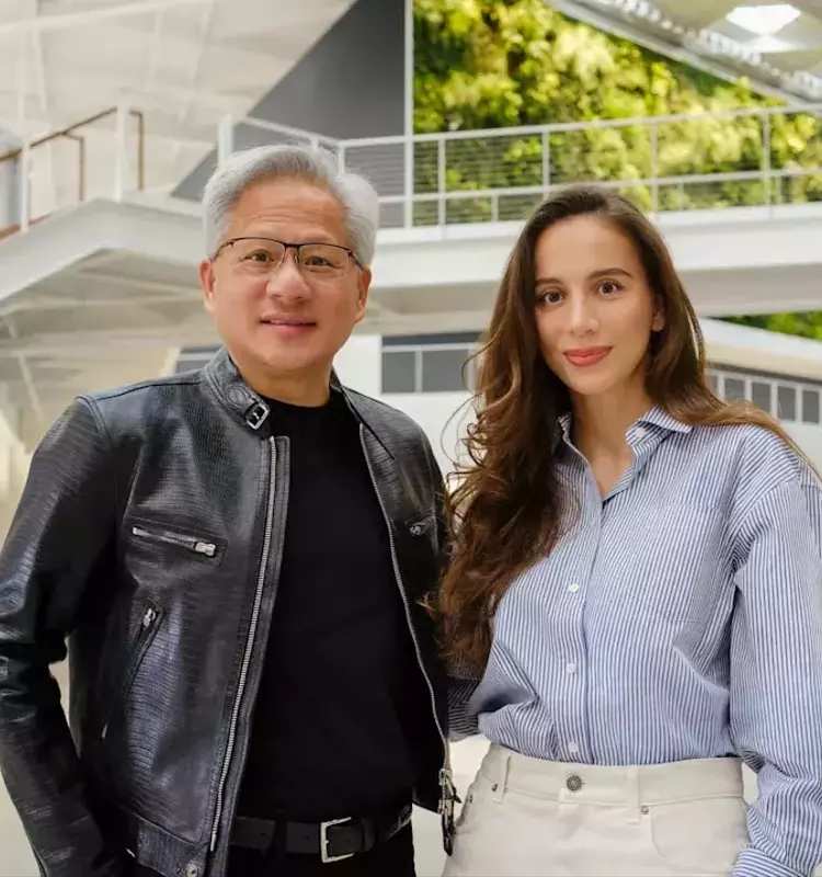 Nvidia Boosts AI Sector with Major Investment and Chip Supply to Thinking Machines Labs