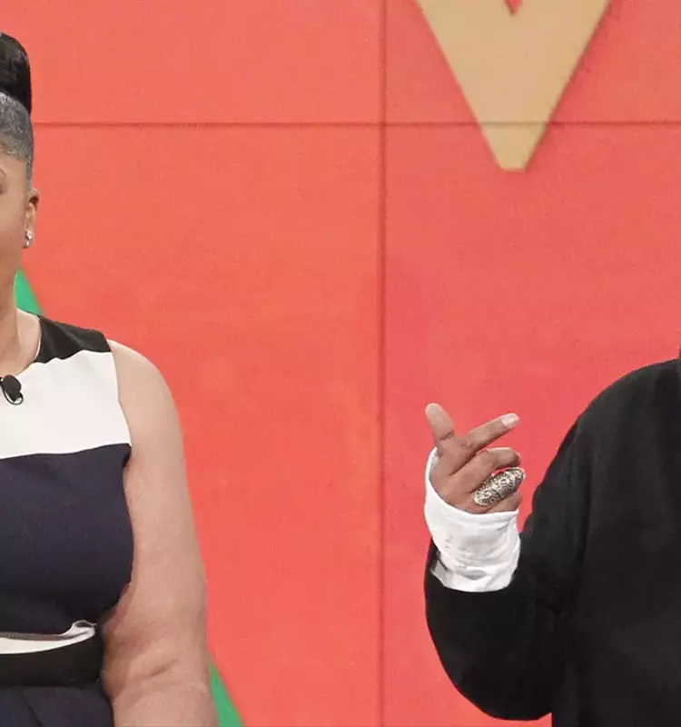 Mo'Nique Challenges Whoopi Goldberg Over 'The View' Criticism Regarding 'Precious' Promotion