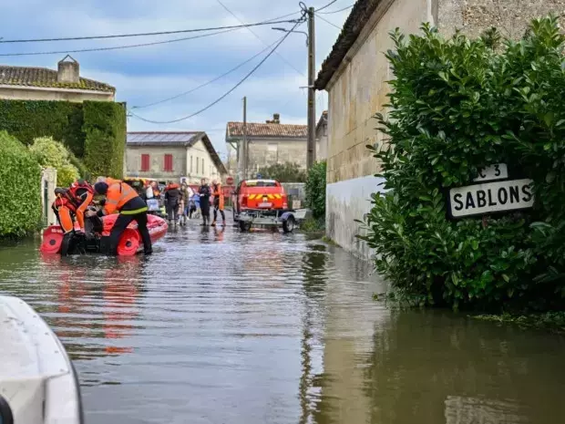Stratégies d'Adaptation des Communes aux Risques d'Inondations en France : Un Enjeu National