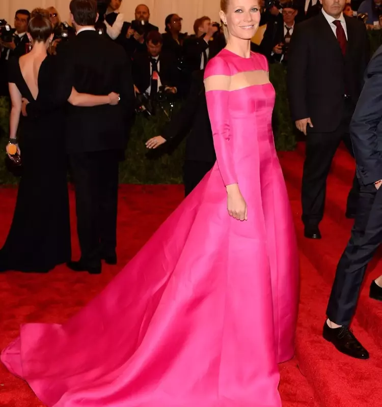 Gwyneth Paltrow Reflects on Her Enduring Friendship and Fashion Journey with Valentino