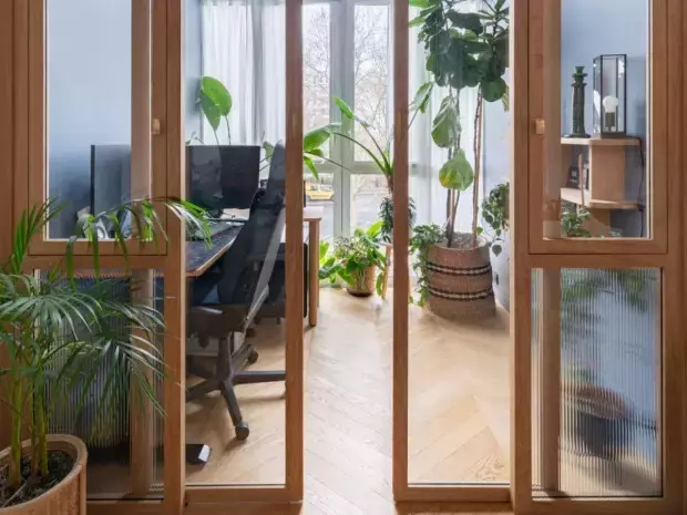 Transformer une Loggia Humide en Espace de Travail Fonctionnel : Une Étude de Cas en Rénovation