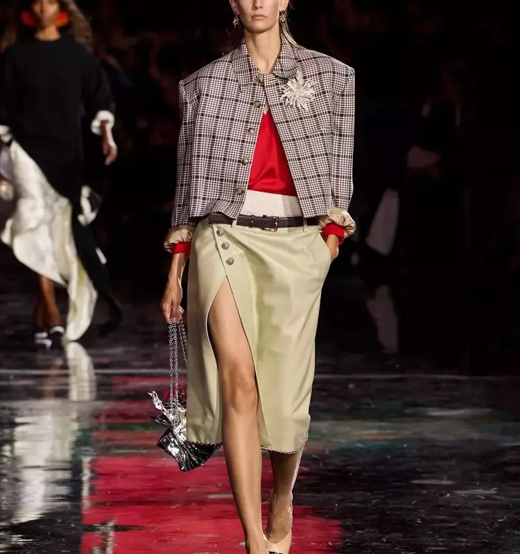 Blazy's Debut Collection for Chanel Ignites Fashion Frenzy
