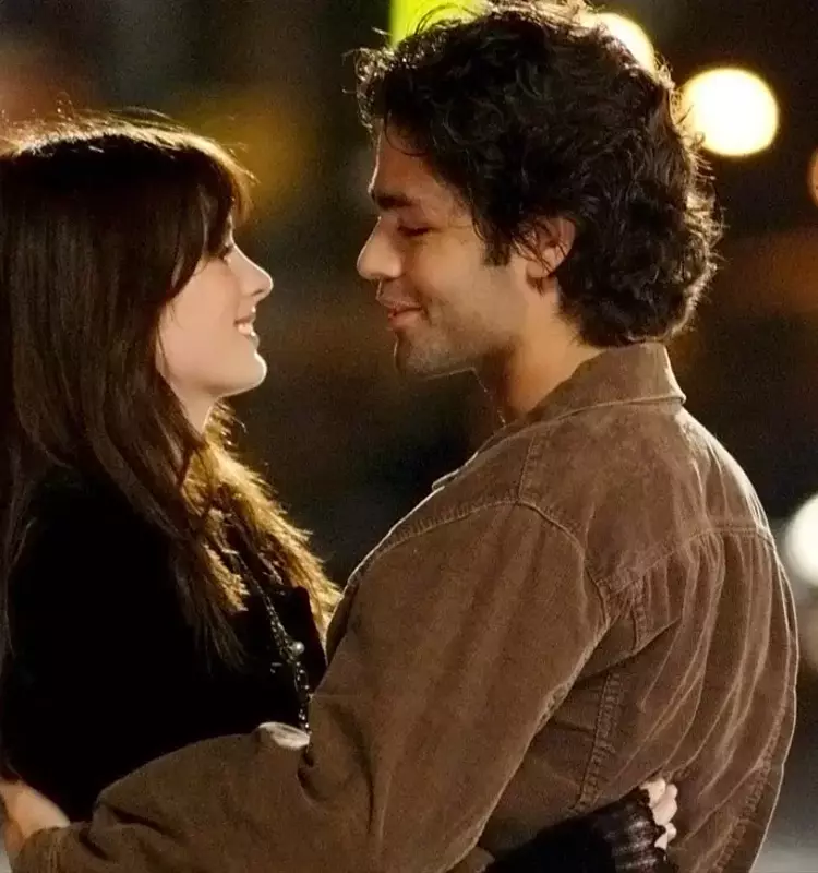 Adrian Grenier Expresses Disappointment Over Exclusion from 'Devil Wears Prada' Sequel, Cites Character Backlash