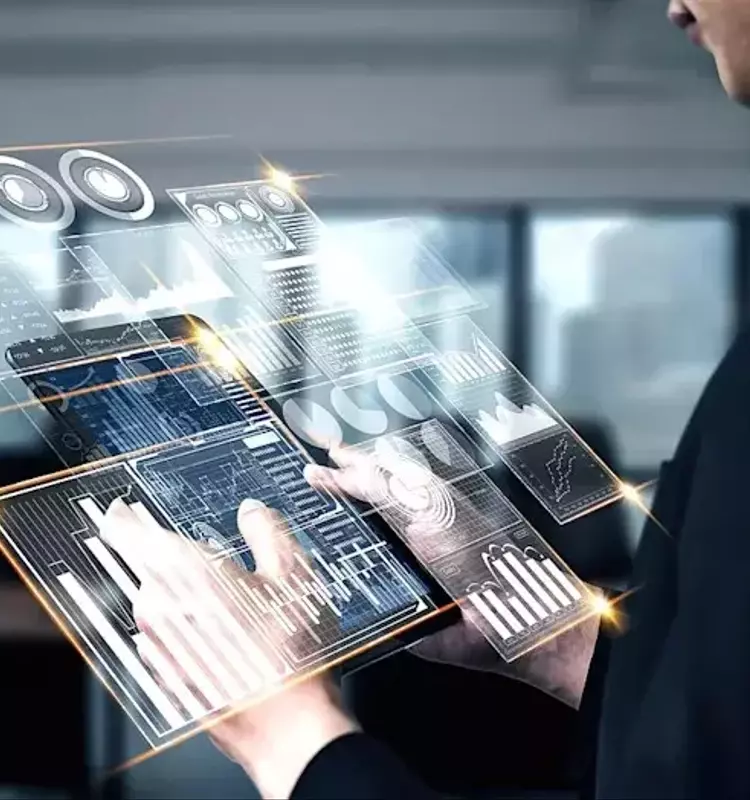 Oracle's Strategic Shifts: Cloud Growth, AI Integration, and Workforce Adjustments
