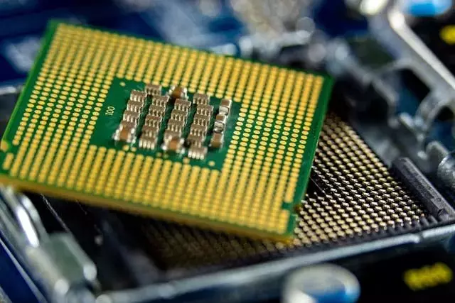 Evercore ISI Elevates Marvell Technology (MRVL) Outlook Amid Strong Performance