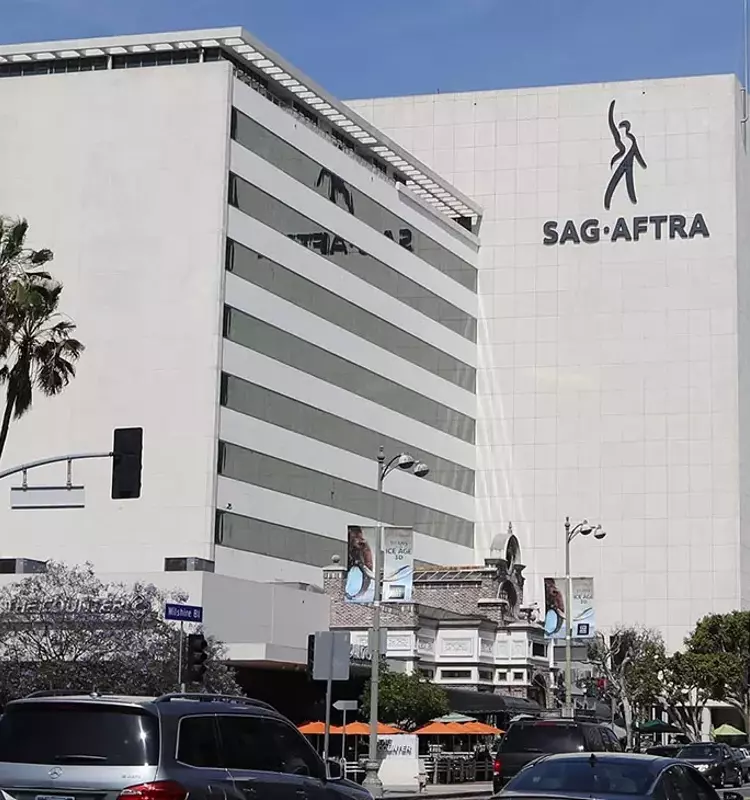 SAG-AFTRA and Studios Extend Negotiations After Initial Stalemate
