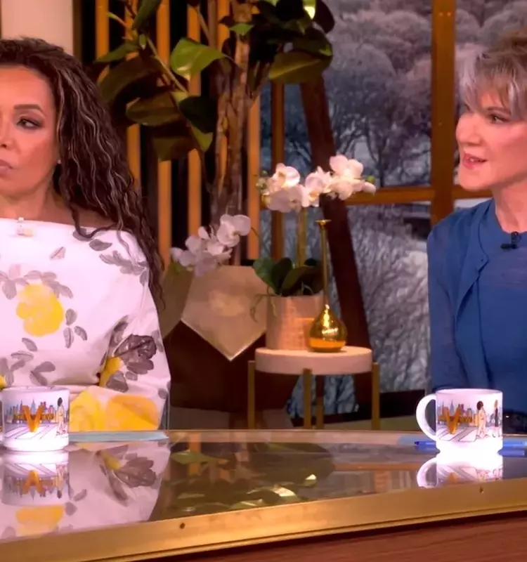 Carly Fiorina's Return to "The View" Amidst Past Controversies