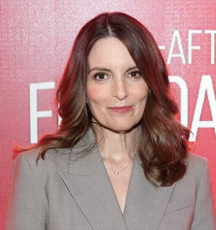 Tina Fey to Host First 'SNL UK' Episode
