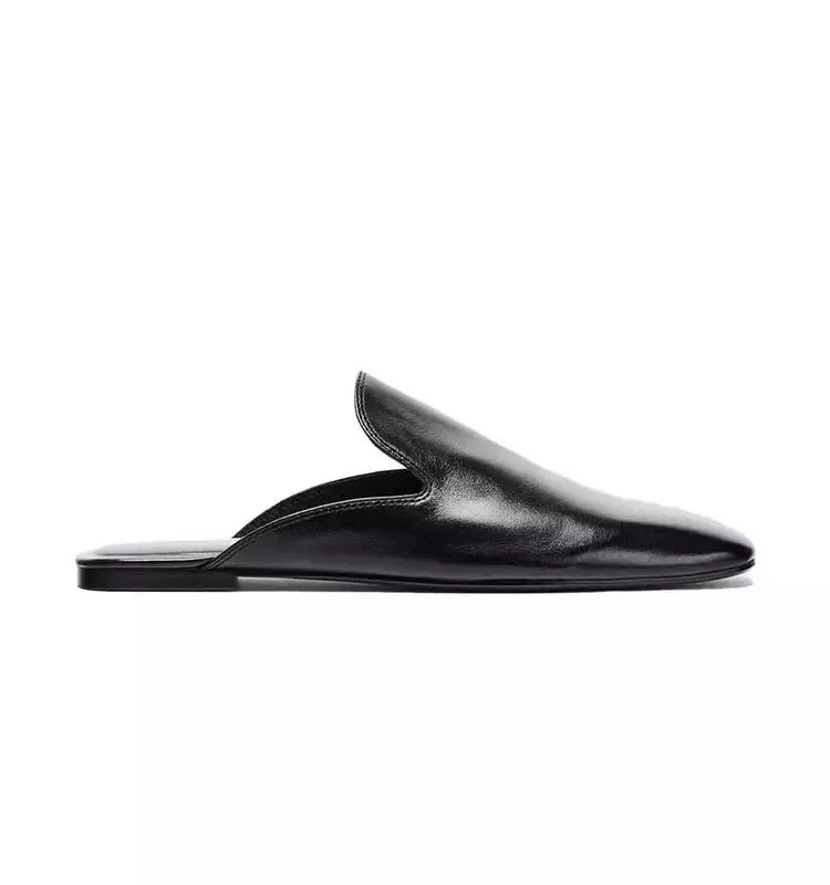 The Ultimate Guide to Mastering Mule Footwear: Styles for Every Occasion