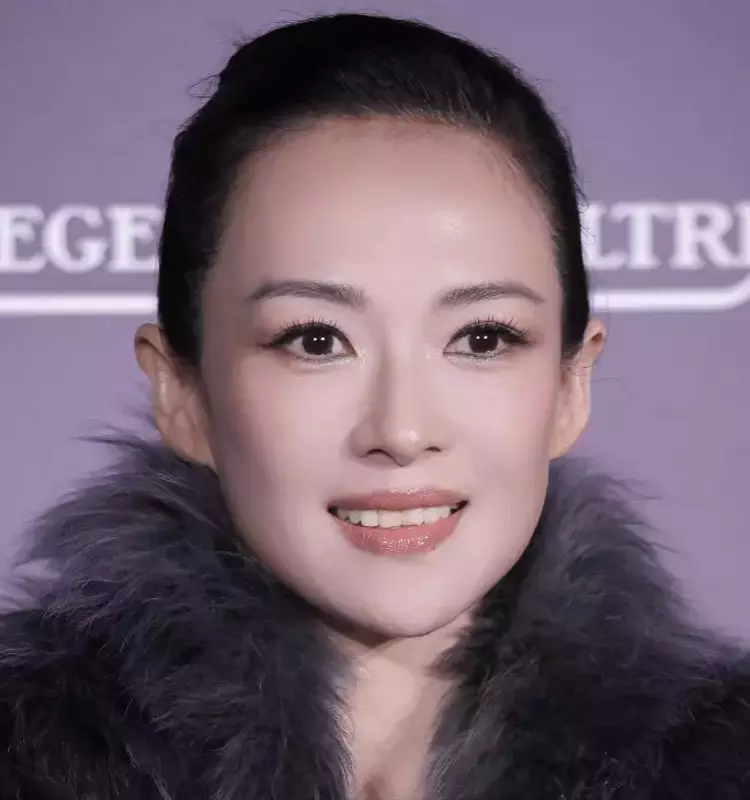 Zhang Ziyi Reflects on the Challenges and Triumphs of 'Crouching Tiger, Hidden Dragon'