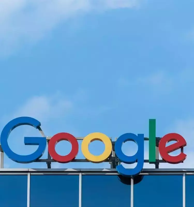 YouTube's Dominance Fuels Alphabet's Buy Rating