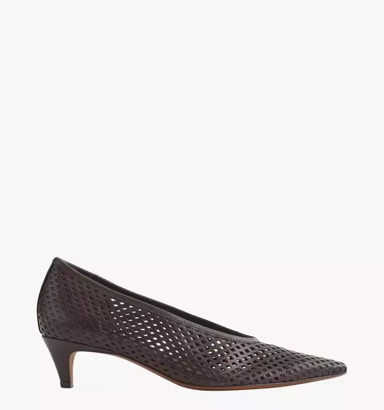 The Enduring Appeal of Glove Shoes: A Spring 2026 Trend Spotlight