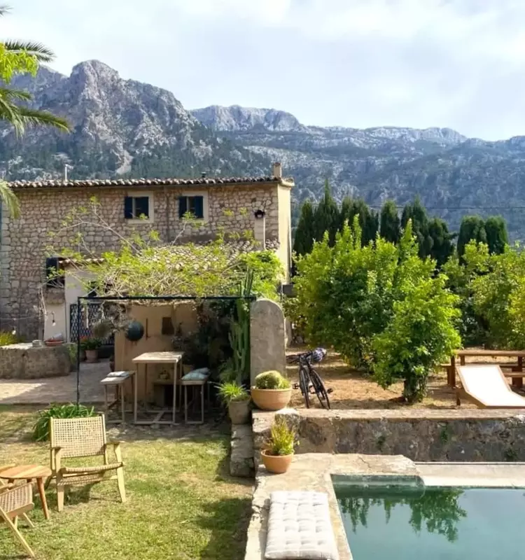 Discover Mallorca's Hidden Gems: A Guide to the Island's Best Airbnb Stays