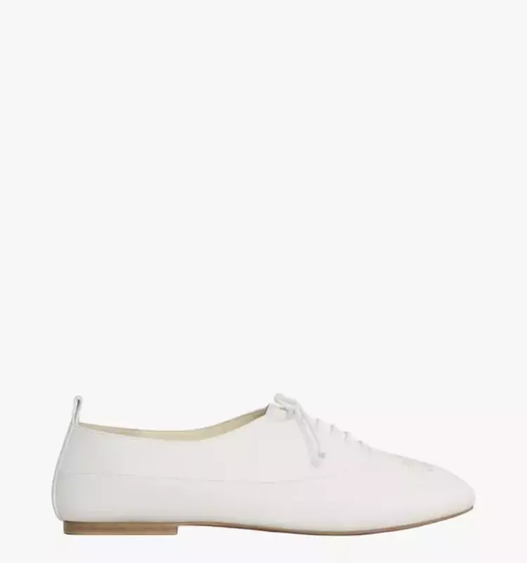White Derby Shoes: A Spring Fashion Essential