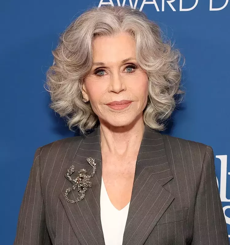 Jane Fonda to Star in 'The Correspondent' Film Adaptation