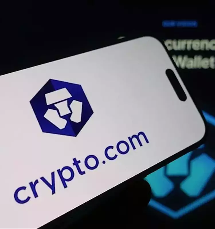 Crypto.com Reduces Workforce by 12% as AI Integration Accelerates
