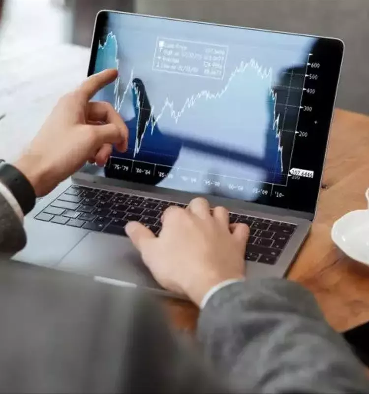 Rigetti's Stock Performance: A Volatile Ride After Cramer's 'Quantum GameStop' Remark