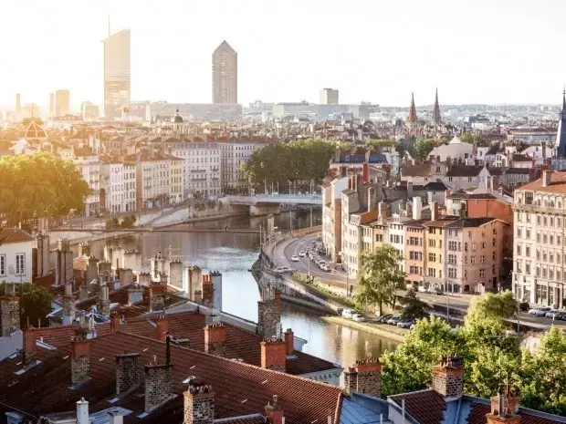 La Métropole de Lyon : Un Acteur Territorial Puissant et Ses Compétences