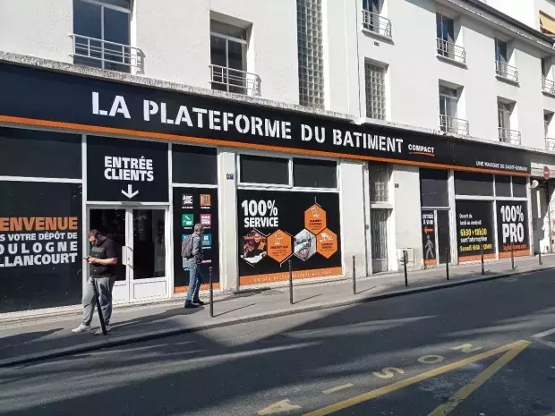 Stratégie de la Plateforme du Bâtiment : L'Accent sur la Rénovation Énergétique et l'Expertise Client
