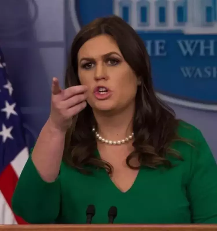 Arkansas Governor Sarah Huckabee Sanders Asked to Leave Restaurant
