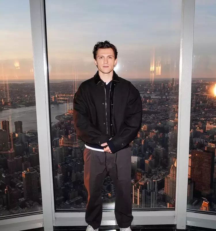 Tom Holland Redefines Tourist Style at Empire State Building