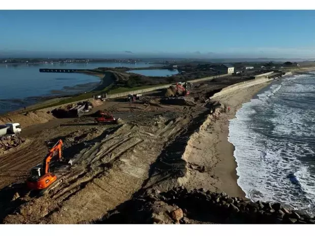 Restauration d'une dune pour la protection côtière : une approche durable à Gâvres, Morbihan