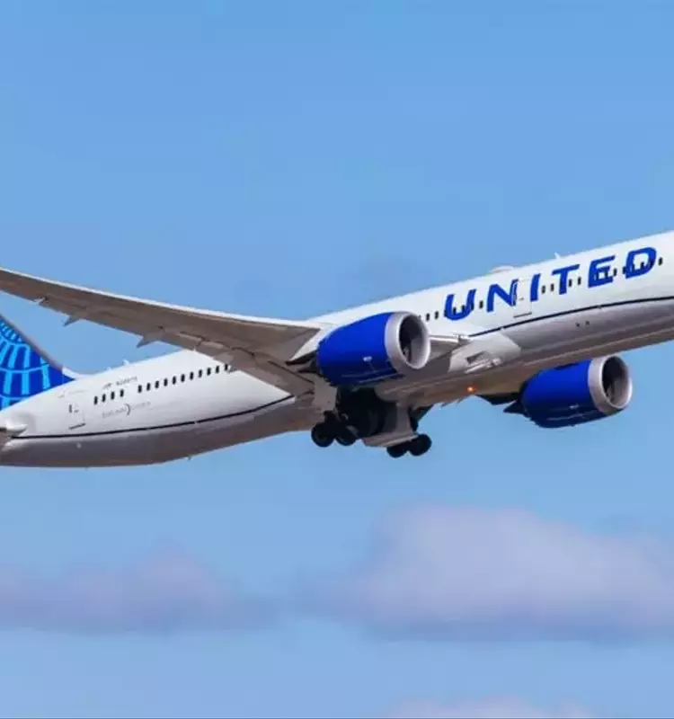 United Airlines Reduces Flights by 5% Due to Soaring Fuel Prices; CEO Warns of $175 Oil Scenario