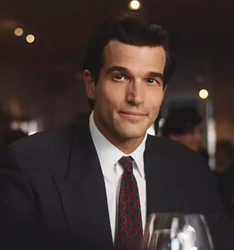 Men's Wearhouse: Your Guide to a JFK Jr.-Inspired Spring Wardrobe