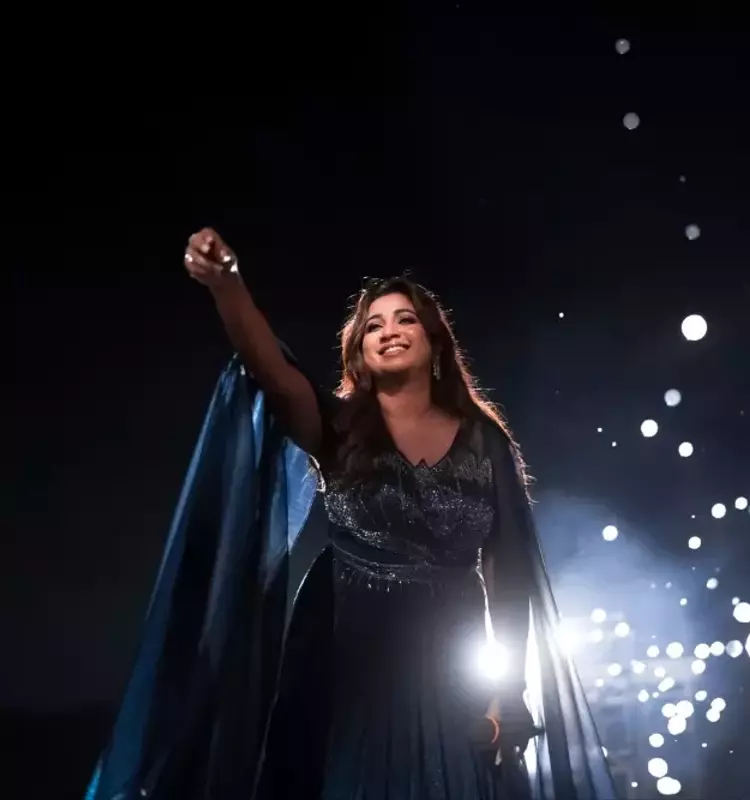 Shreya Ghoshal Unveils Her First Live Album from "All Hearts" Tour