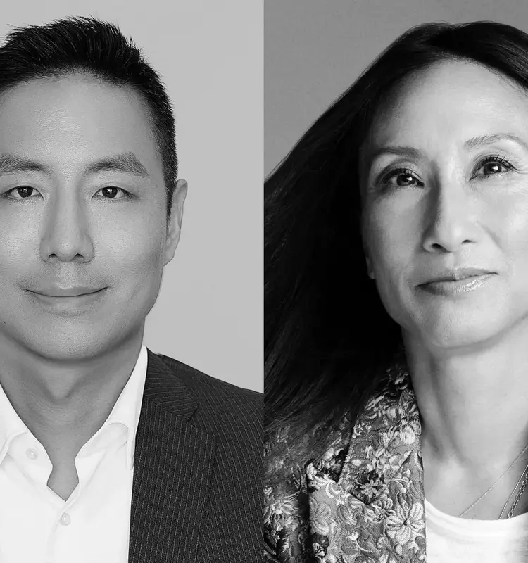 Poshmark's Strategic Evolution in the Resale Market: A New Era of Fashion-Tech Fusion