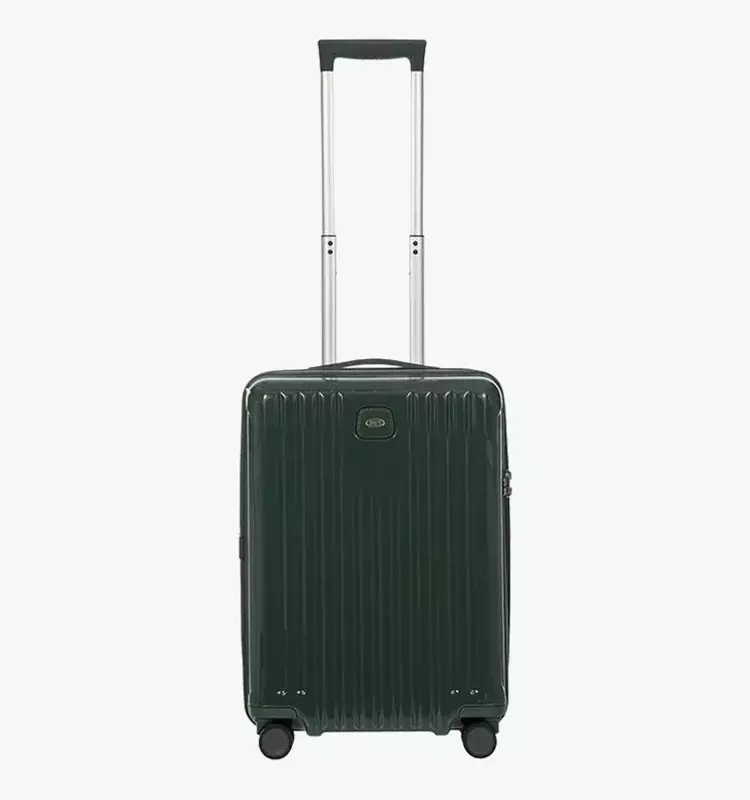 Mastering the Art of Travel Packing with Joyce Lee, Creative Director of Parker Thatch