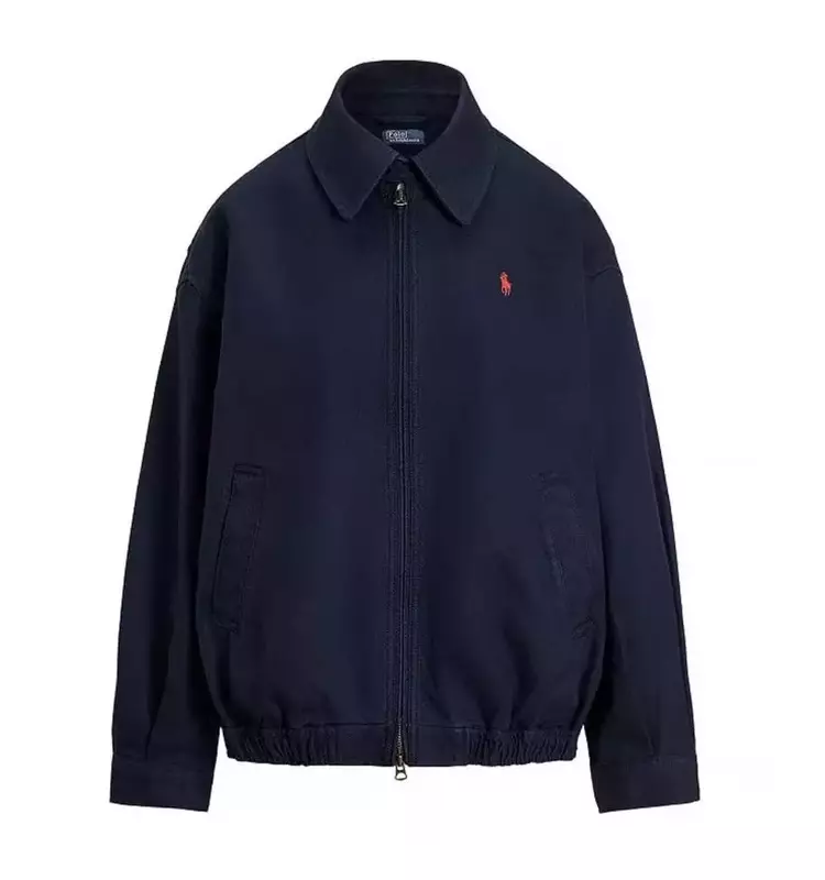 The Versatility of Windbreakers: Styling Tips for Every Occasion