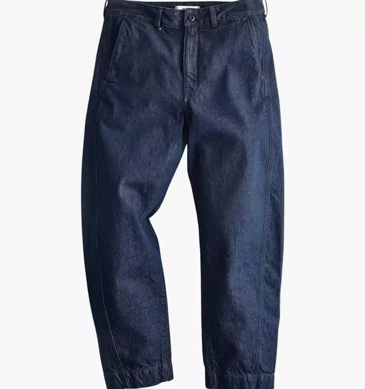 The Dominance of Barrel Jeans: A Fashion Evolution