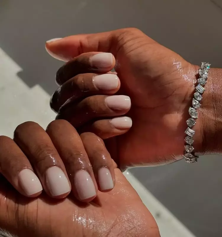The Resurgence of Square Nails: A Y2K Comeback