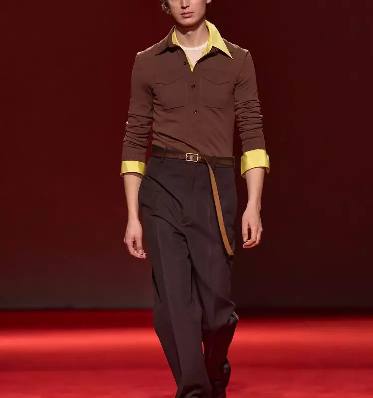 The Half-Tucked Collar: A Fresh Take on Fall 2026 Fashion
