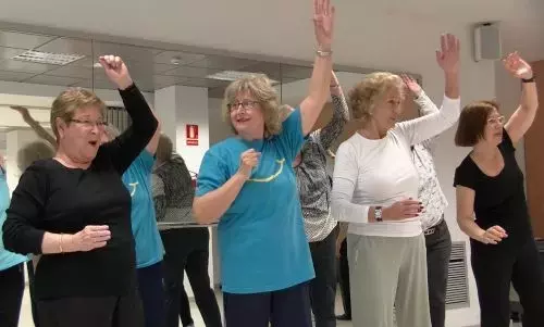 Mejora de la Calidad de Vida en la Tercera Edad: Nutrición y Actividad Física Integradas