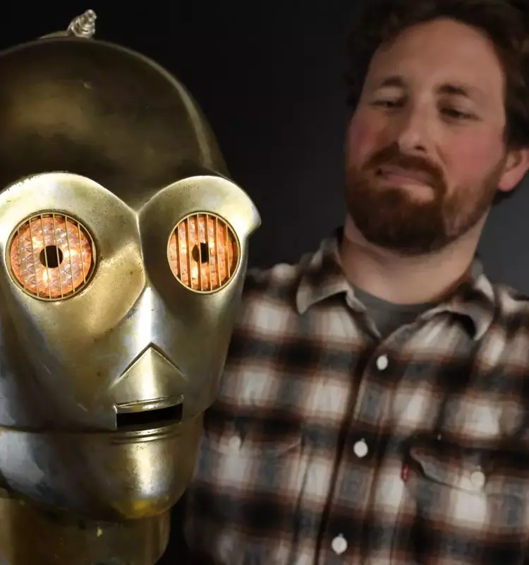 C-3PO Head from 'Star Wars: The Empire Strikes Back' Fetches Over $1 Million at Propstore Auction