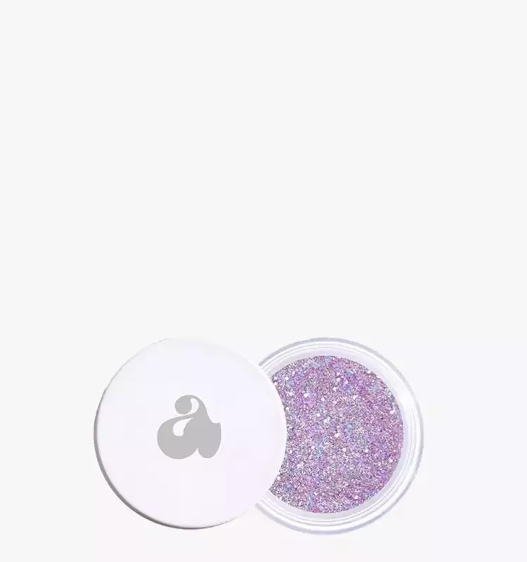 Embrace the "Playful Makeup" Trend: A Bold Rebuttal to Minimalism