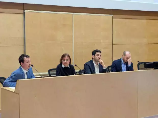 La transition écologique face aux incertitudes géopolitiques