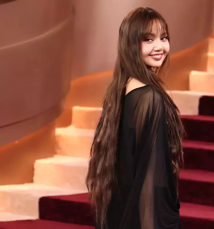 K-Pop Sensation Lisa Announces Las Vegas Residency
