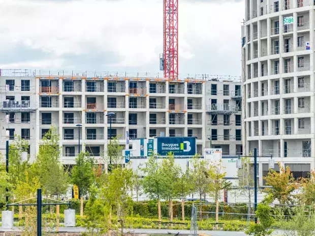 Hausse des Permis de Construire en Février 2026 : Le Logement Collectif en Moteur