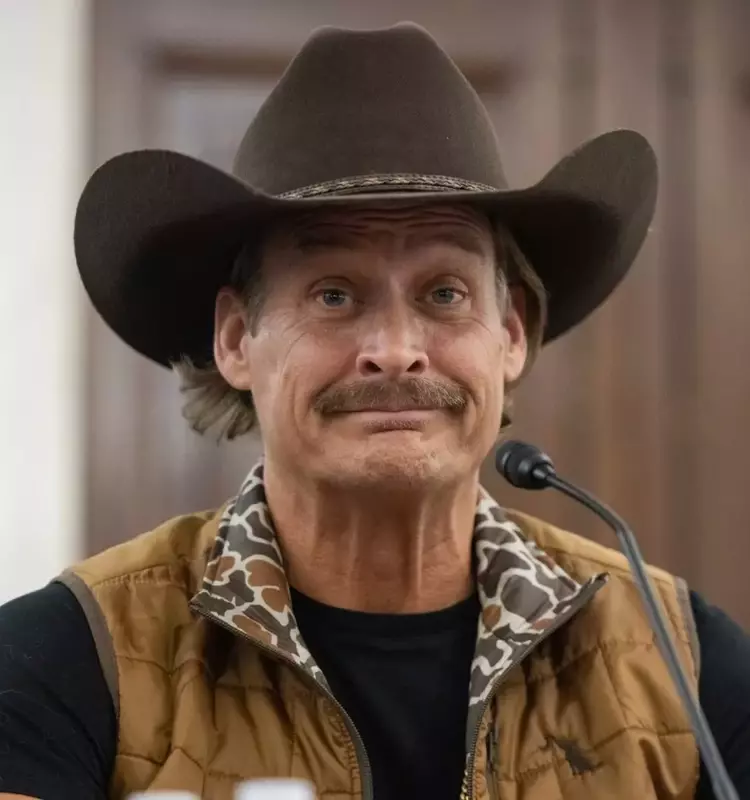 Defense Secretary Halts Investigation into Kid Rock Helicopter Incident, Sparks Debate