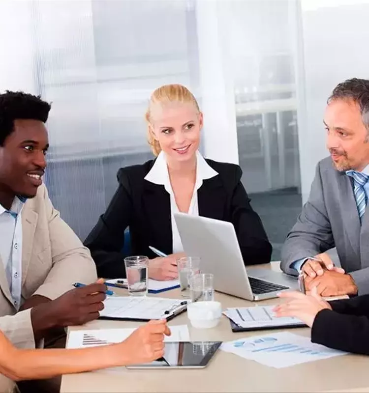 Paid CDL Training in the U.S.: Programs You Can Join to Earn, Learn & Start Your Driving Career