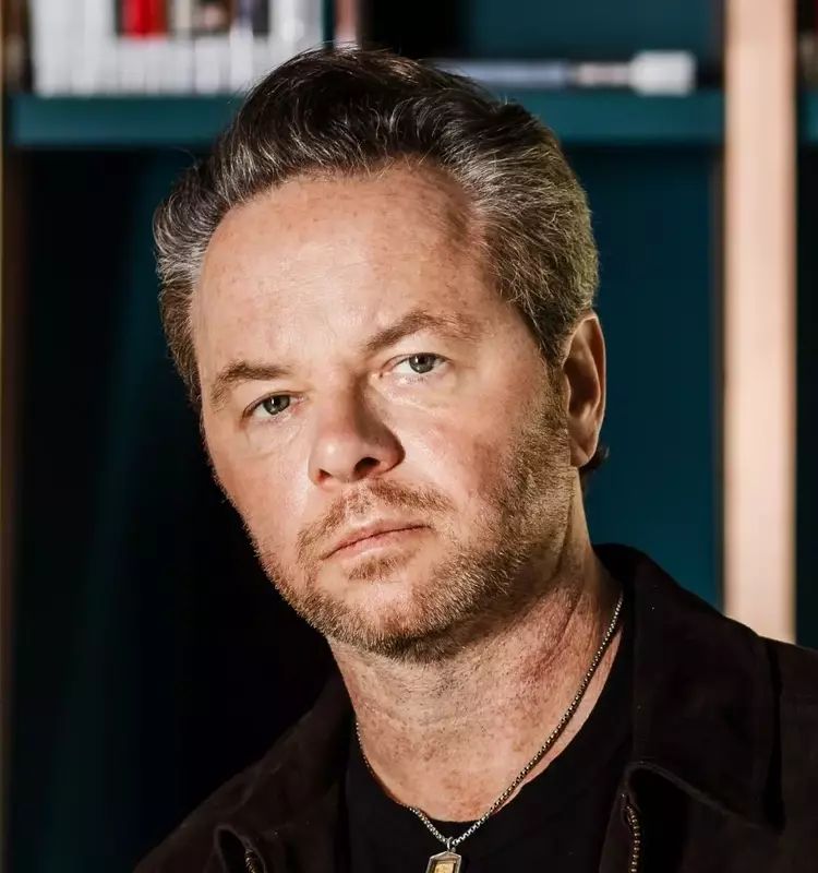 Noah Hawley to Helm 'Terrified' Horror Remake for Warner Bros.