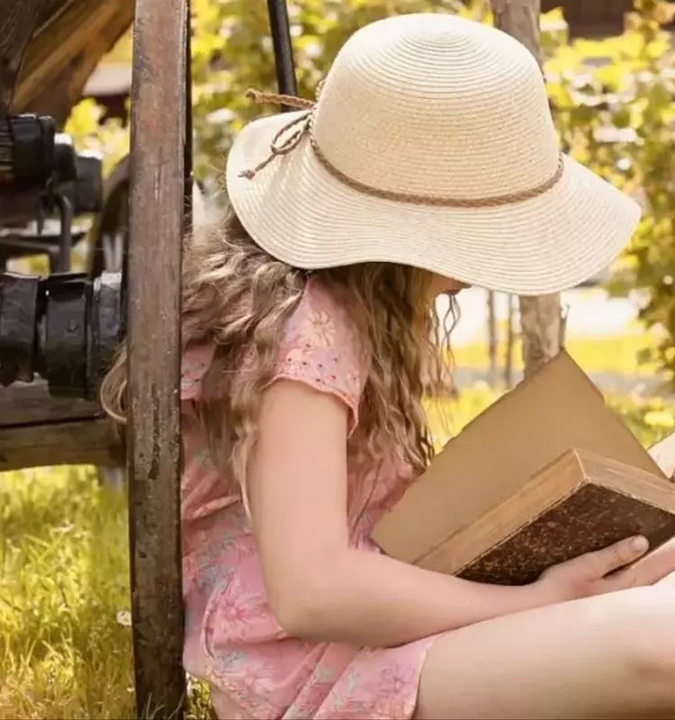 Consigli settimanali di lettura: suggerimenti video per Pasqua