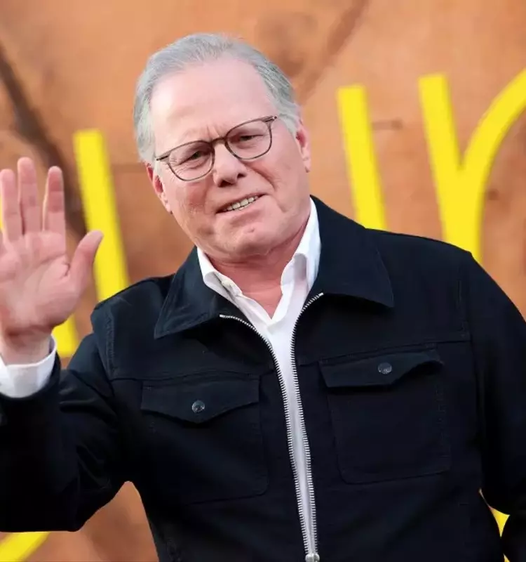 Shareholders Urged to Reject Warner Bros. Discovery CEO's Controversial Severance Package