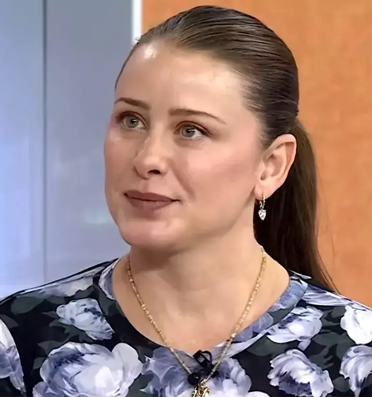 Lo Bosworth's 'Today' Interview Interrupted by Wardrobe Malfunction