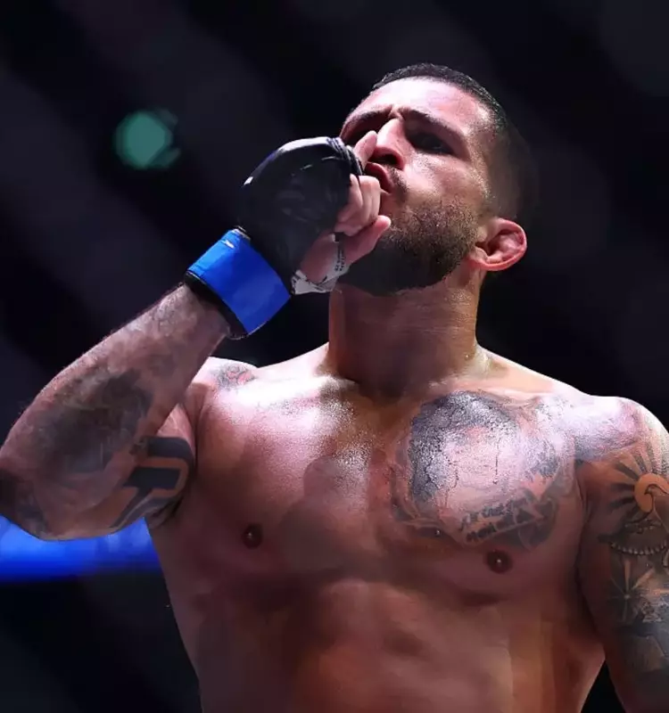 How to Stream PFL Chicago 2026: Pettis vs. McKee Live Online